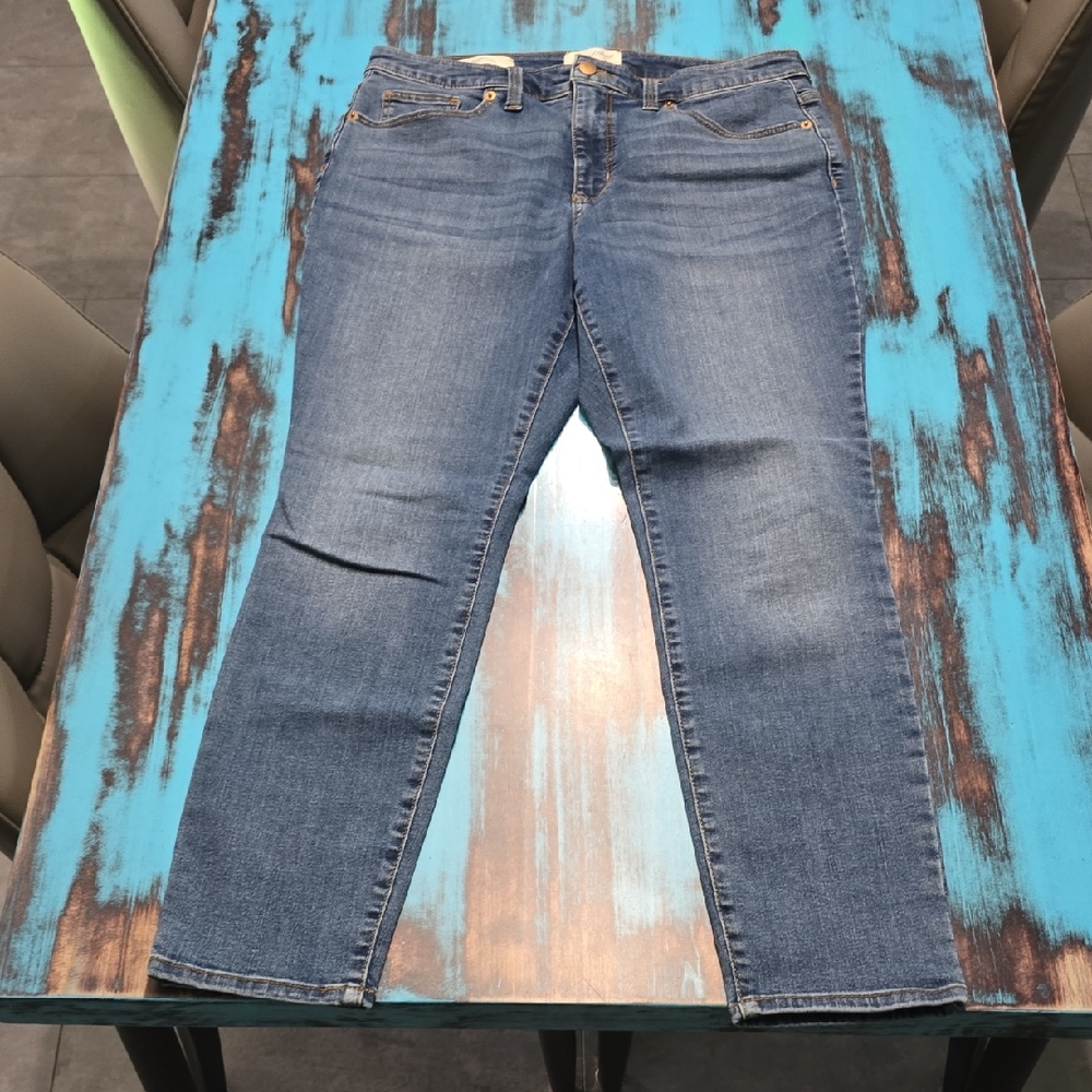 Universal Thread High Rise Skinny Jeans - Dark Blue